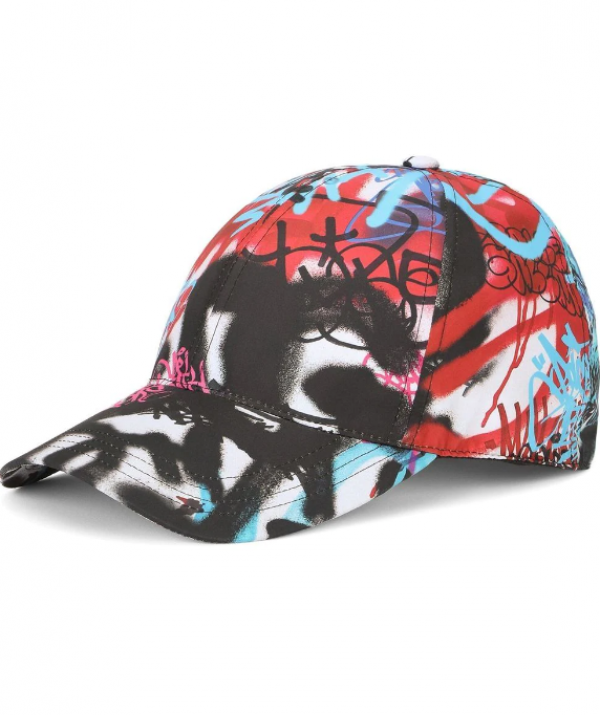 Topi Baseball dengan Print Grafiti